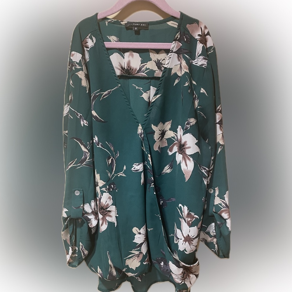 Floral V-Neck Blouse - Green